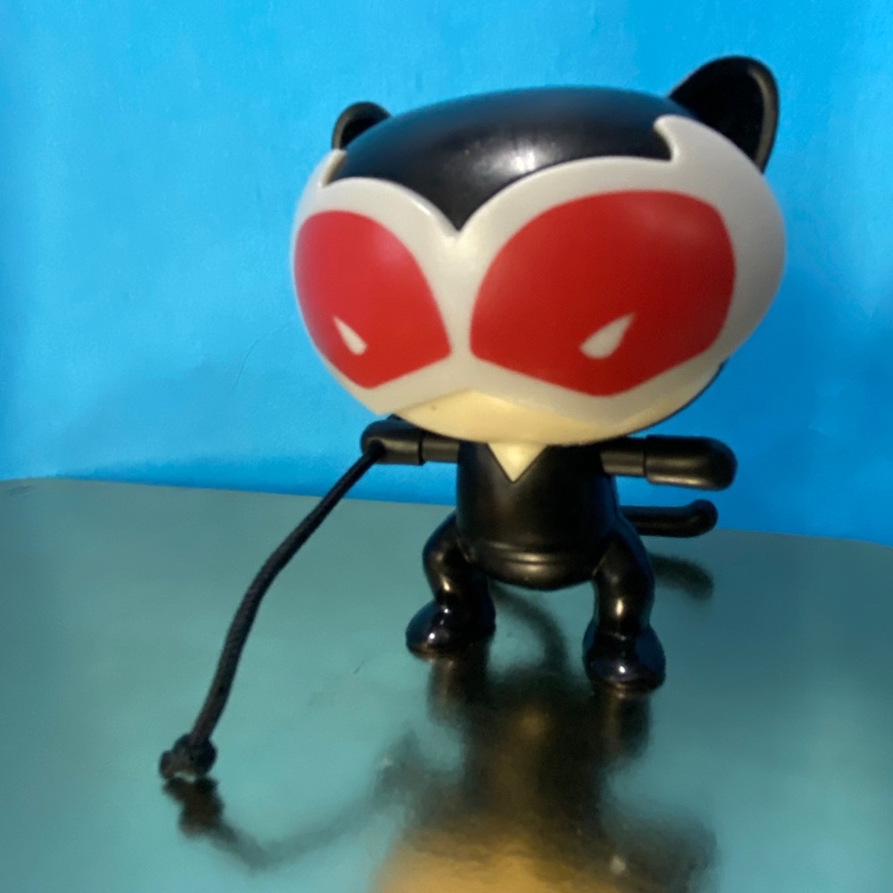 CATWOMAN 2021 JUSTICE LEAGUE CHIBI CATWOMAN BURGER KING TOY DC COMICS